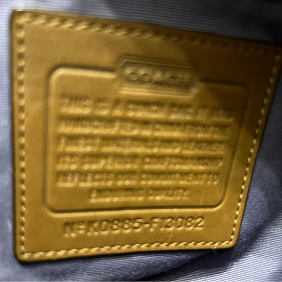 COACH Signature C Design Leather Trimmed Bucket Bag/Purse, Excellent condition. - Picture 2 of 11